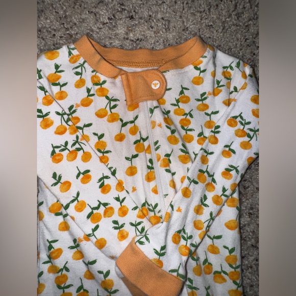 Burt’s Bee Baby 12M Footie Pajamas - Picture 4 of 5